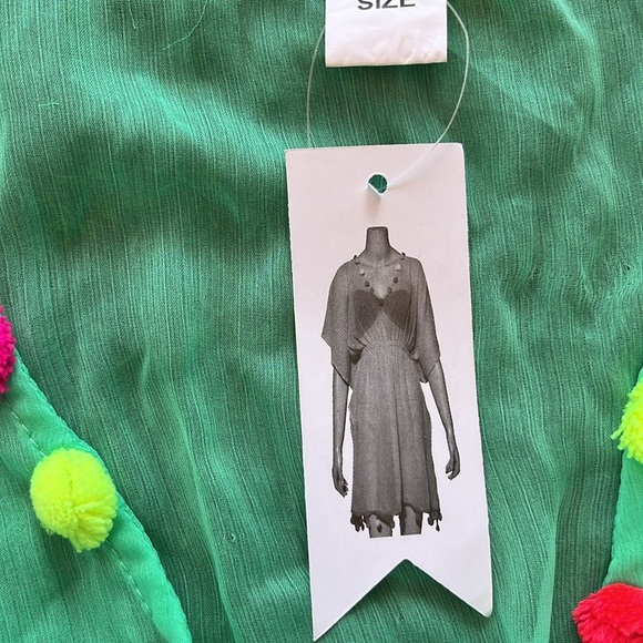 CRUISE CLUB Pom Tassel Cover Up size One Size Fits Most - Picture 5 of 5